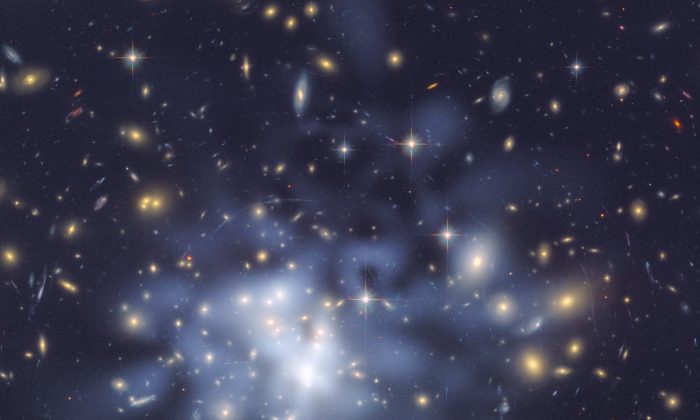 Revealed For The First Time Map Sheds Light On Dark Matter That Binds The Universe Together 9515