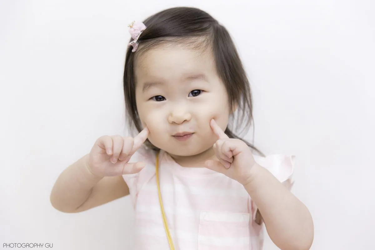"Understanding the mental perspectives of others is important both for making friends in the early school years and in maintaining friendships as children grow older," says Virginia Slaughter. (古 天熱/Flickr/CC BY-SA 2.0)