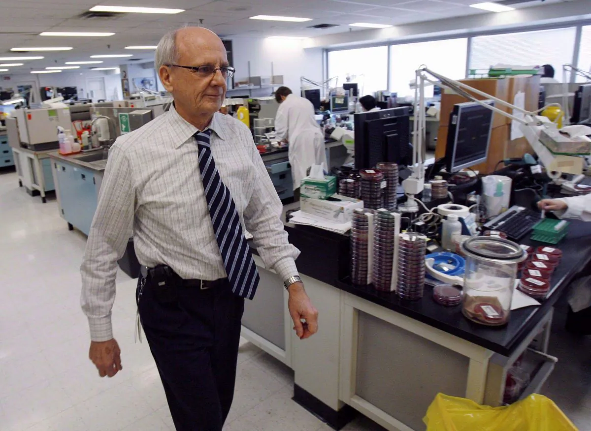 Dr. Donald Low walks through the laboratory in Toronto’s Mount Sinai hospital, Feb. 19, 2008. With more than half of Canada’s lab technicians coming up for retirement within the next 10 years, politicians are being warned of a looming shortage. (The Canadian Press/J.P. Moczulski)