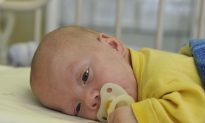 Survival Rate for Early Preemies Climbs in US