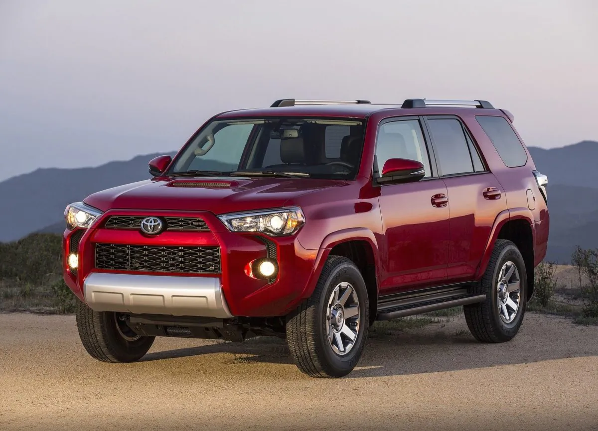 2015 Toyota 4Runner Trail Edition (Courtesy of NetCarShow.com)