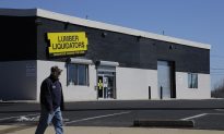 How a US Hedge Fund Exec Got Lumber Liquidators to Drop China