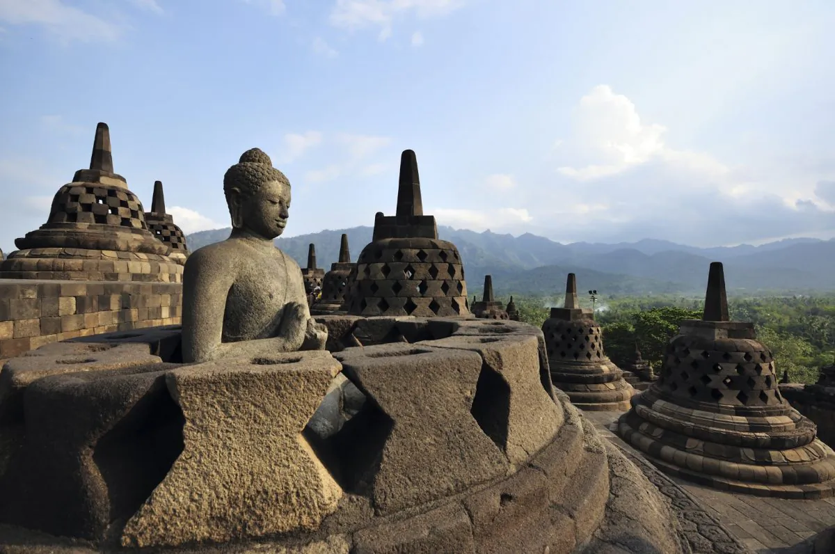 Borobudur Java Indonesia (shirophoto, iStock)