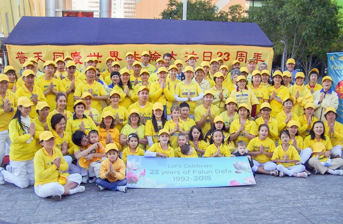 AUSTRALIA: Queensland Falun Gong practitioners attend World Falun Dafa Day. (Laurel Andress/Epoch Times)