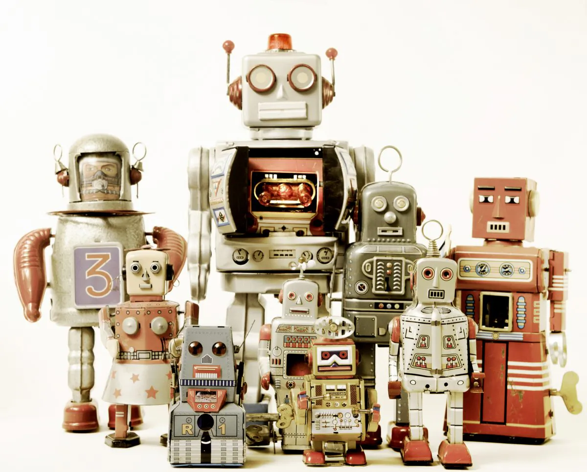 The tablet-based control system was designed with everyone in mind. Anyone can control the robots, even if they don't have a background in robotics.  (davincidig/iStock)