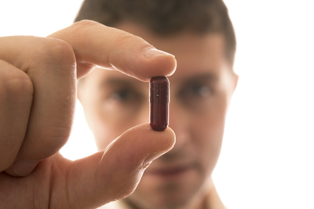 Toxic Chemicals Used to Make Plastics Found in Many OTC Medications