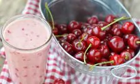 Very Cherry Vanilla Smoothie Recipe