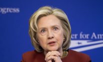 Clinton Private Account Targeted in Russia-Linked Email Scam
