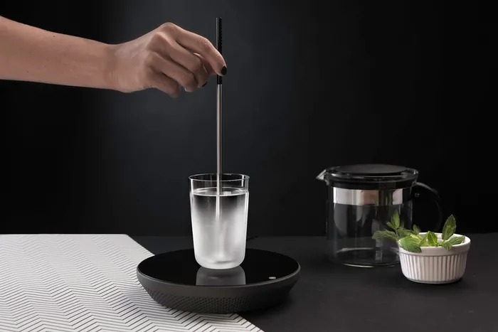 A prototype of the MIITO electric kettle (Kickstarter).