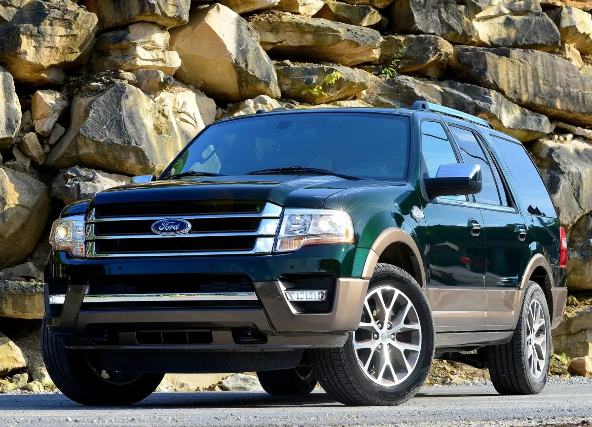 2015 Ford Expedition (Courtesy of NetCarShow.com)
