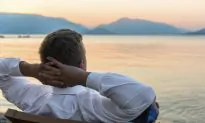 Restful, Not Stressful: How to Have a Relaxing Holiday