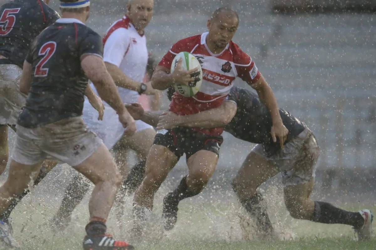 Only 13 minutes of the Hong Kong to Japan match could be played in the Asian Championship in Hong Kong on Saturday May 23, before action was stopped due to severe rain and pitch flooding. The points were shared 3-3 giving Japan a clean sweep in the tournament and allowing Hong Kong to take second place above Korea. (ARFU)