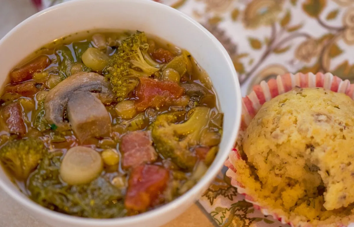 Midwest Lentil Soup (Cat Rooney/EpochTimes) 