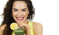 Slim and Sassy Green Juice Formula (Infographic)