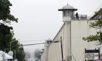 Across US, Over 220 Prison Escapees Listed as on the Loose