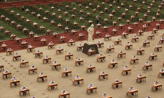 Inside the World of China’s Hired Test-Takers