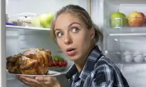 Midnight Snacks Can Make Sleepless Nights Worse