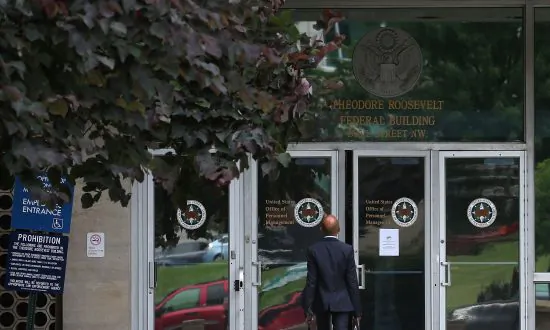 Two Groups of Chinese Hackers Behind Breach of Millions of US Employees Information