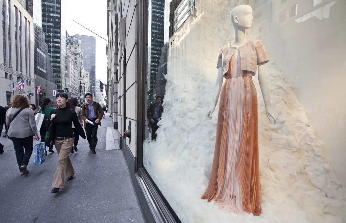 A window display at Bergdorf Goodman on 5th Avenue in New York City on April 10, 2013. (Samira Bouaou/Epoch Times)