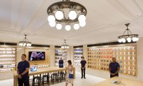 In With the Old: Apple Restores Former Bank for New Store