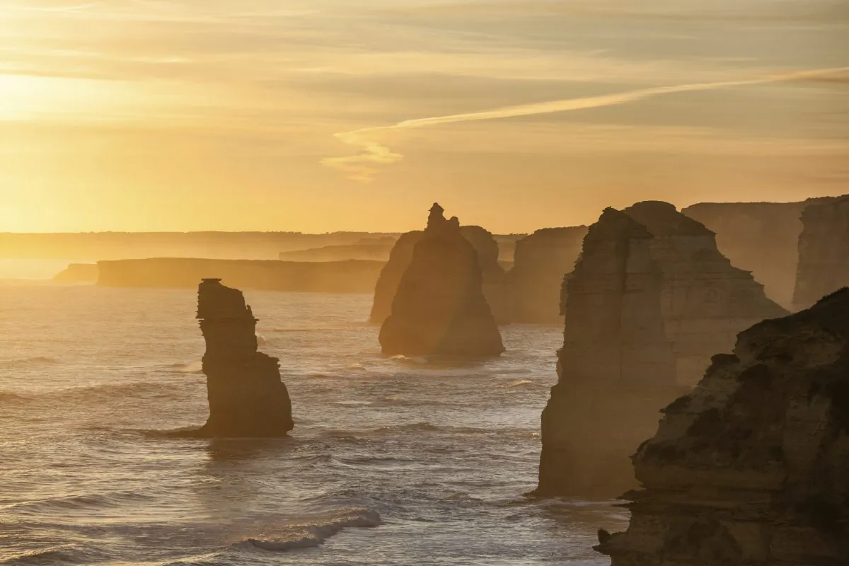 Twelve Apostles rock formations, Australia (tsvibrav, iStock)