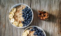 Recipe: Cinnamon Fruit Oatmeal