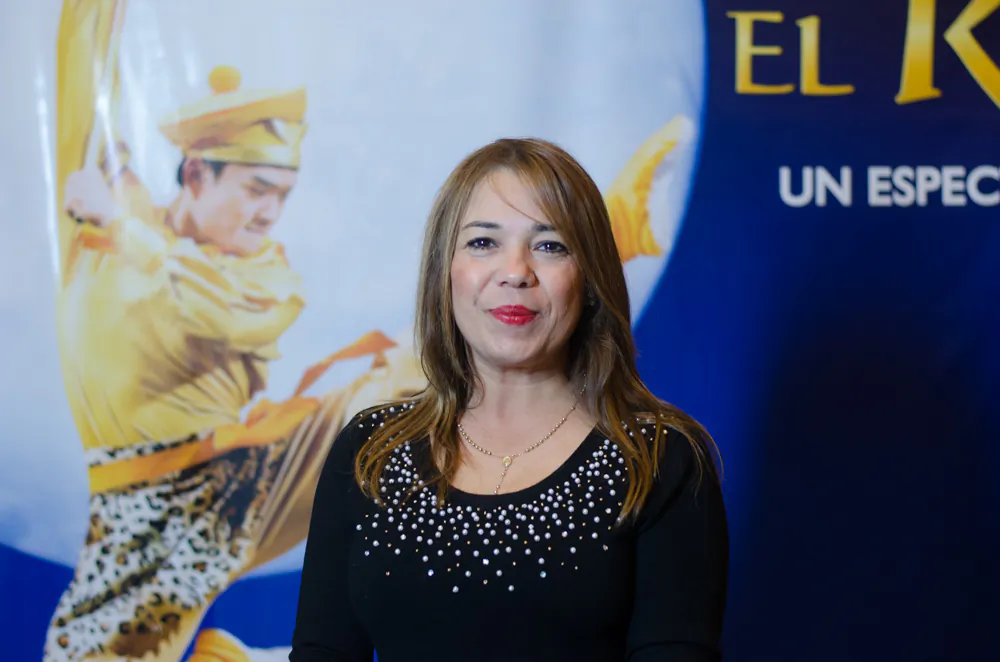 San Miguel de Tucumán City Councillor Sandra Manzone at “The Monkey King” performance, a production by Shen Yun Performing Arts, at the Teatro Mercedes Sosa in Tucumán, Argentina on May 30, 2015. (Courtesy of NTD Television)