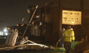 Texas Braces for Flooding as Tropical Depression Moves North