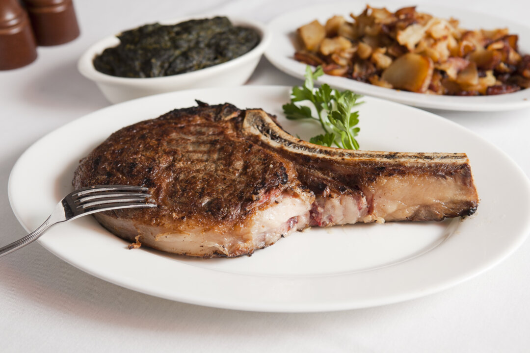 A Rib-eye steak at Empire Steak House in New York City. (Samira Bouaou/Epoch Times