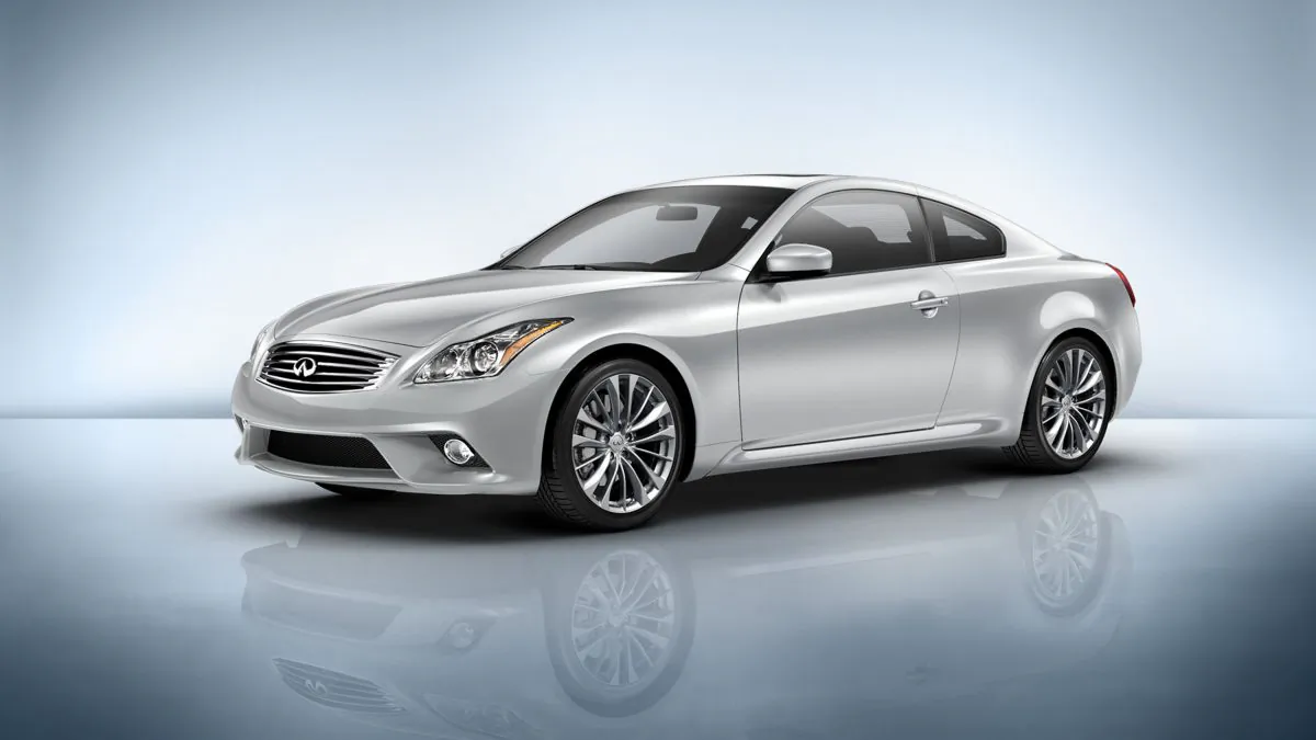 2015 Infiniti Q60 (Courtesy of Infiniti)
