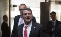 Defense Secretary Carter Meeting With Kurds in Iraq