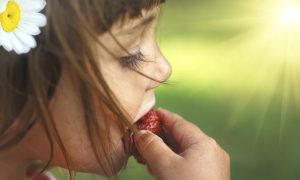 10 Fruits and Vegetables Perfect for Planting With Kids