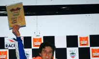 Nunez Wins Walter Hayes Trophy