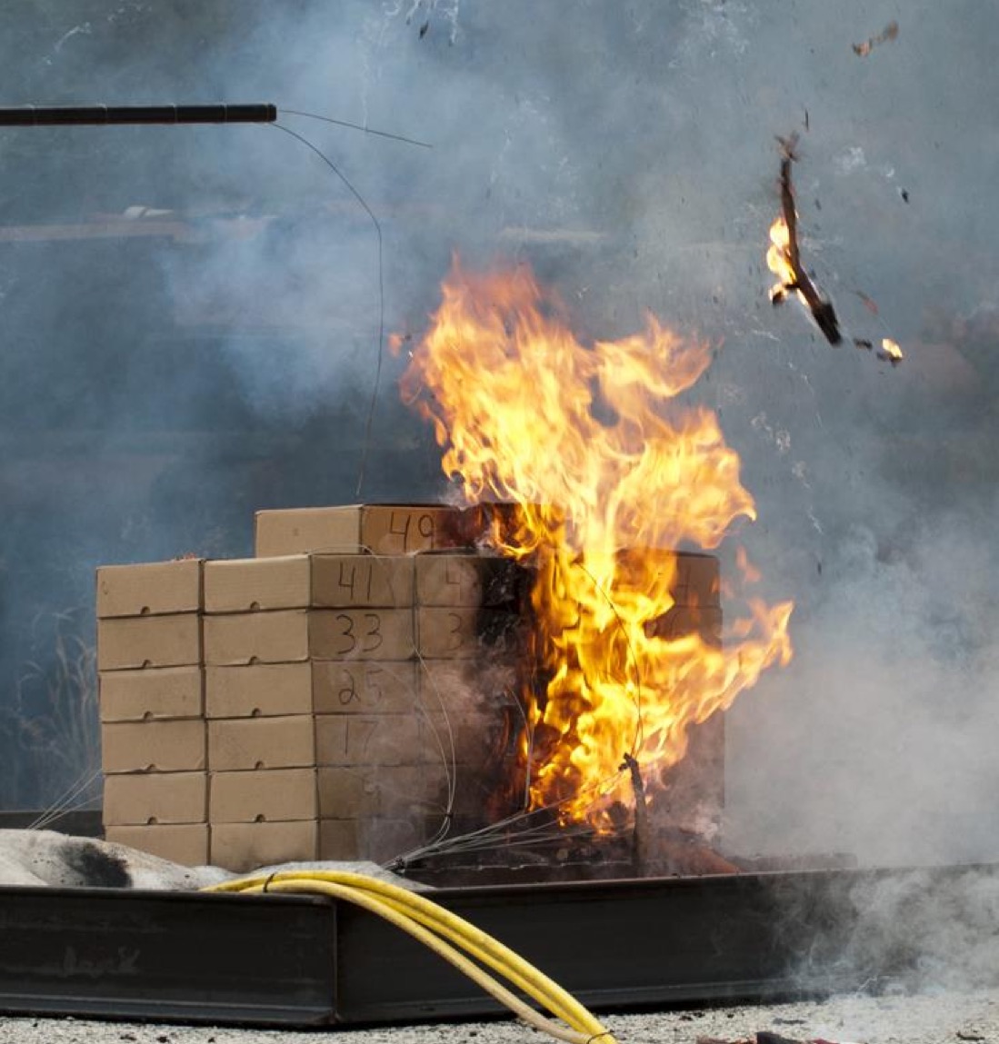 A test conducted by the Federal Aviation Administration to see if a single lithium ion battery would start a chain reaction with other of lithium ion batteries if it happened to explode. (DOT/FAA/TC-TN12/11)