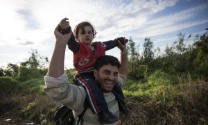 Migrants Flood Into Germany, Enjoy Positive Welcome