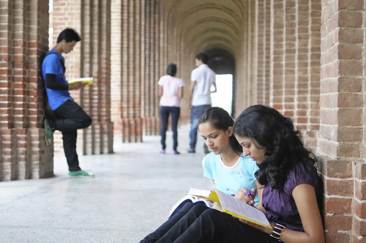 Is 'Learn Now, Pay Later' OK or just another student debt trap.  (Intellistudies/iStock)