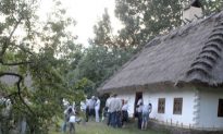 Ukrainian Eco-Homes Inspired by Folk Tradition
