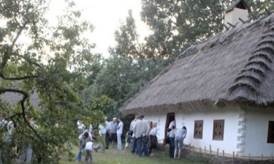 Ukrainian Eco-Homes Inspired by Folk Tradition