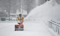 More Than 1,000 Flights Canceled in Chicago Storm