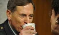 Petraeus Faints During Senate Hearing
