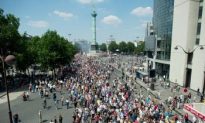 Millions in France Protest Raising Retirement Age to 62