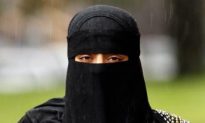 Full Face Veil Banned in Egyptian Universities