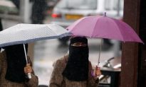 Two Women Arrested in France During Burqa, Niqab Ban Protest