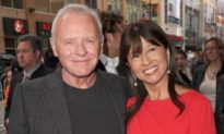 Anthony Hopkins Loses 75 Pounds on 800 Calories Per Day