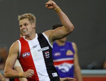 Nick Riewoldt of the Saints celebrates kicking a goal during the Seecond AFL Preliminary Final match between the St Kilda Saints and the Western Bulldogs at Melbourne Cricket Ground on Sept. 18 in Melbourne. (Quinn Rooney/Getty Images)
