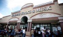 Borders Bankruptcy: Bookstore Chain Borders Mulls Bankruptcy