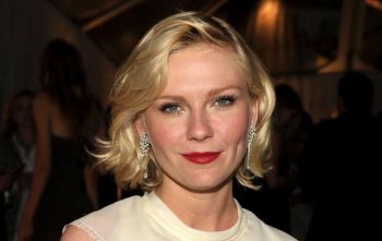 Kirsten Dunst attends 'The Artist's Museum Happening' MOCA Los Angeles Gala cocktail reception on Nov. 13 in Los Angeles. (John Shearer/Getty Images for MOCA)