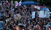 Students UK Protest Increased Study Expenditure