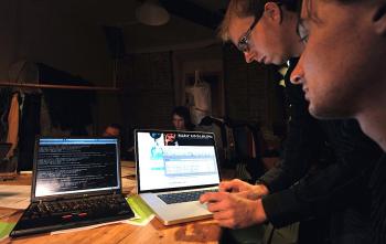 Hackers from the French Degenerescience association visit the anti-secrecy website WikiLeaks, on December 9. These hackers decided to support Wikileaks with notably a synchronized network of mirror websites, exact copies of Wikileaks' original pages. (Philippe Huguen/Getty Images )