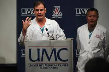 Gabrielle Giffords Gives Thumbs-Up to Survival